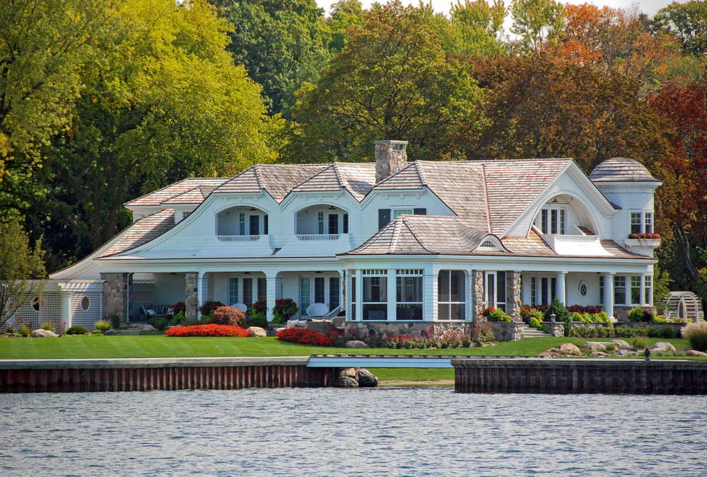 The Perfect Additions to Your Waterfront Custom Home