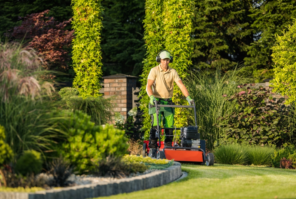 The Benefits of Professional Lawn Care: Keeping Your Grass Green and Healthy All Year