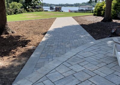 Custom Home Construction and Hardscaping