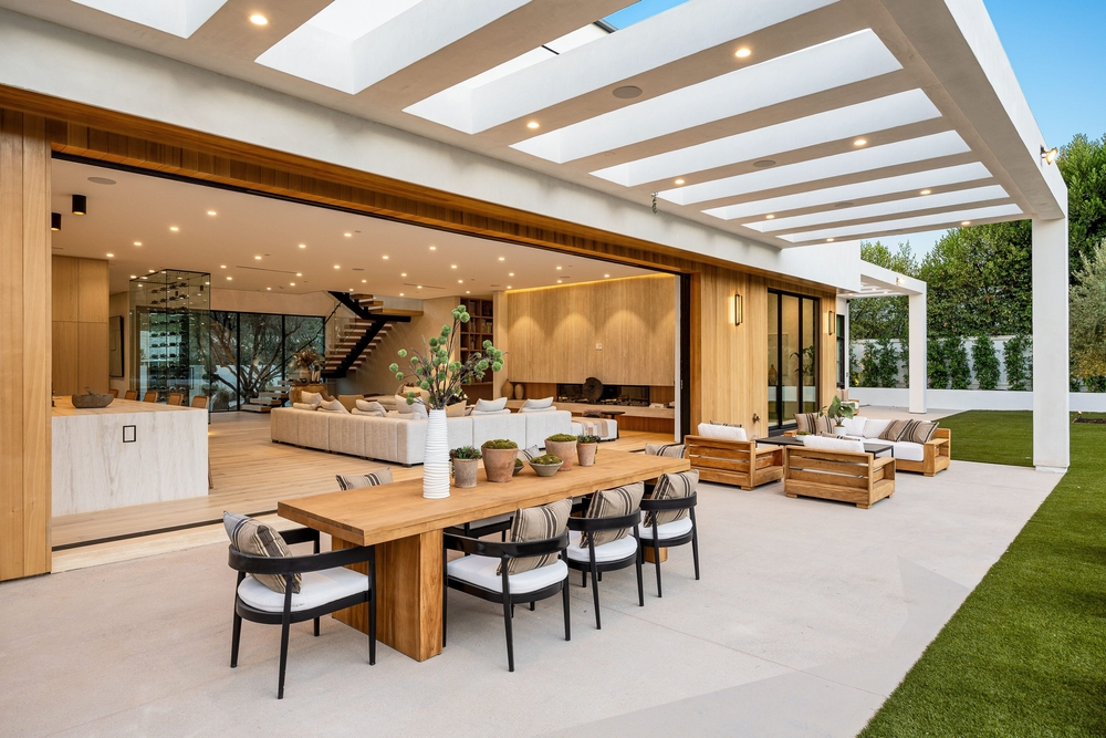 Summer-Ready Spaces: Outdoor Living Features That Add Instant Value