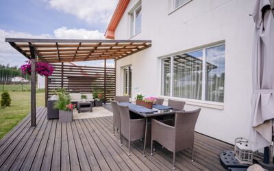 Summer-Ready Outdoor Living: Custom Features That Keep Your Backyard Comfortable in the Heat