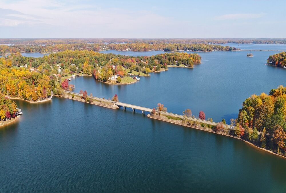 Why Fall Is the Best Time to Start Planning a Lake Anna Custom Home