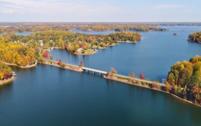 Why Fall Is the Best Time to Start Planning a Lake Anna Custom Home